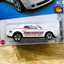 HOTWHEELS - 18 DODGE CHALLENGER SRT DEMON - HCV31
