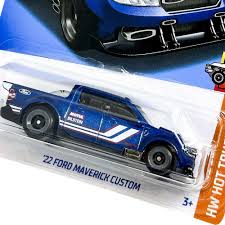 HOTWHEELS - 22 FORD MAVERICK CUSTOM - HRY78
