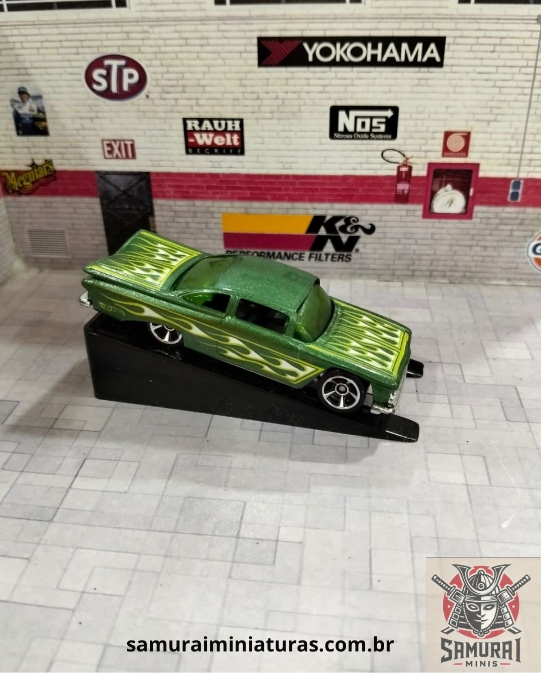 HOTWHEELS - 64 IMPALA (LOOSE)