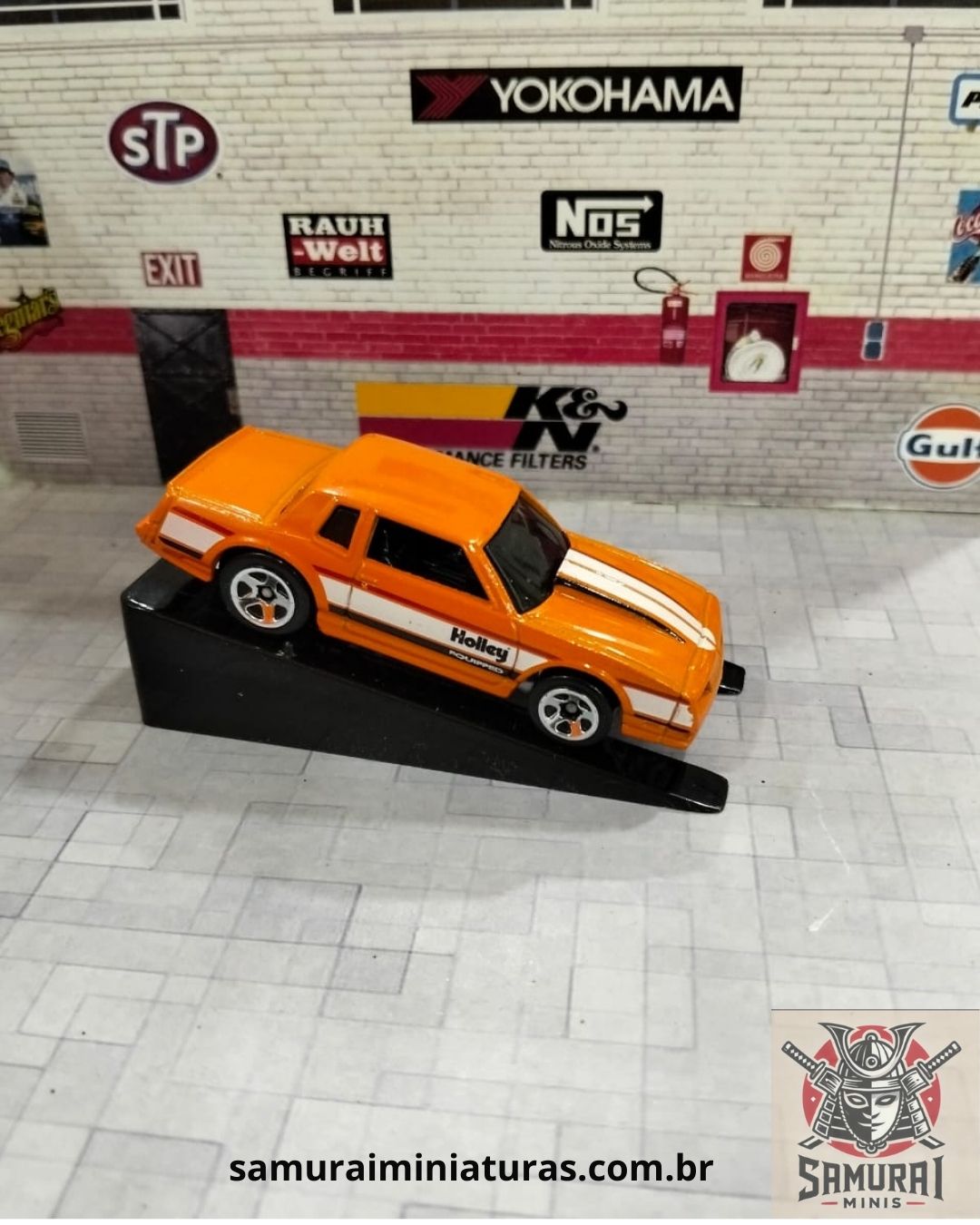 HOTWHEELS - 86 MONTE CARLO SS HOLLEY R6455 ( LOOSE )
