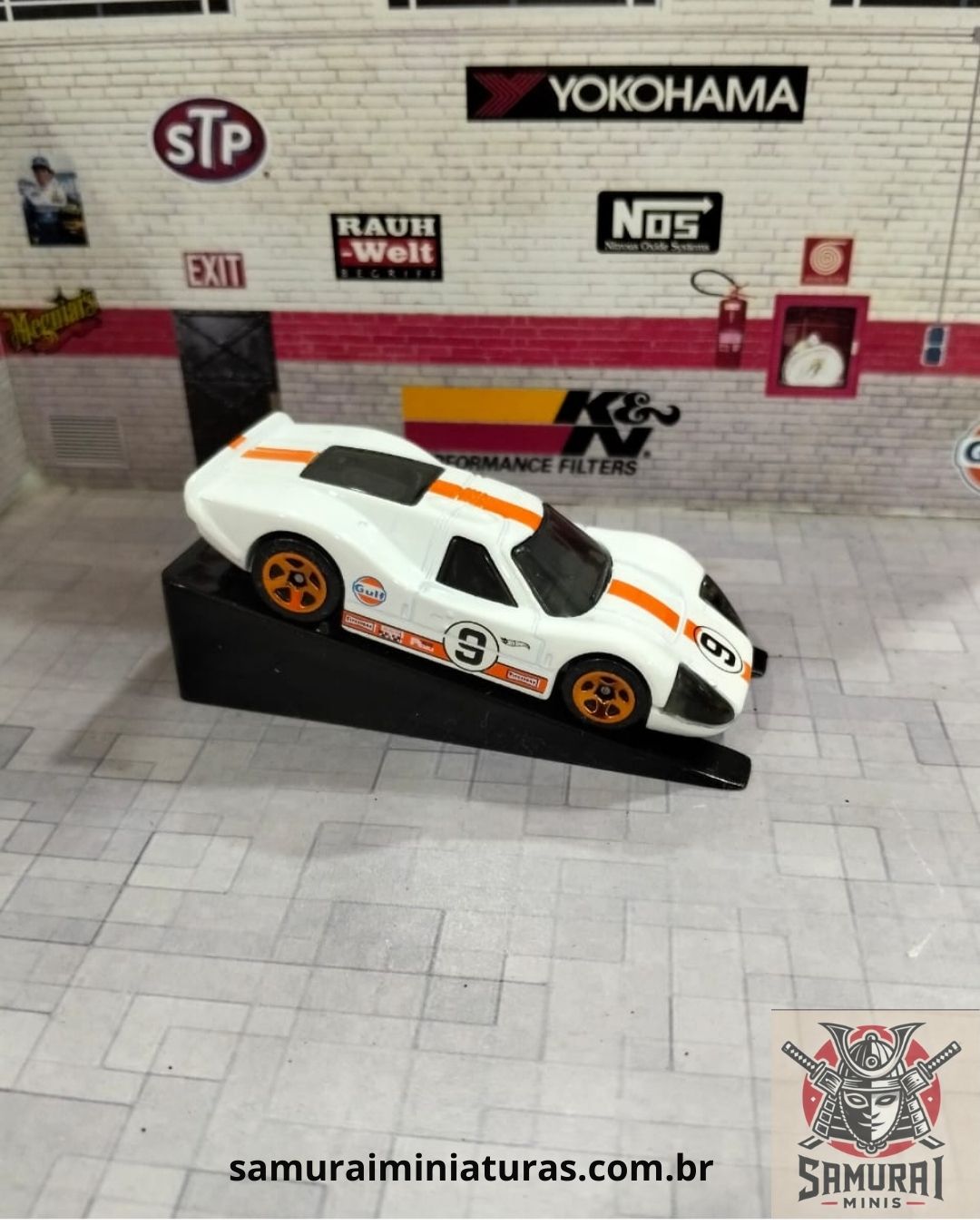 HOTWHEELS - 67 FORD GT40 MK.IV GULF ( LOOSE )