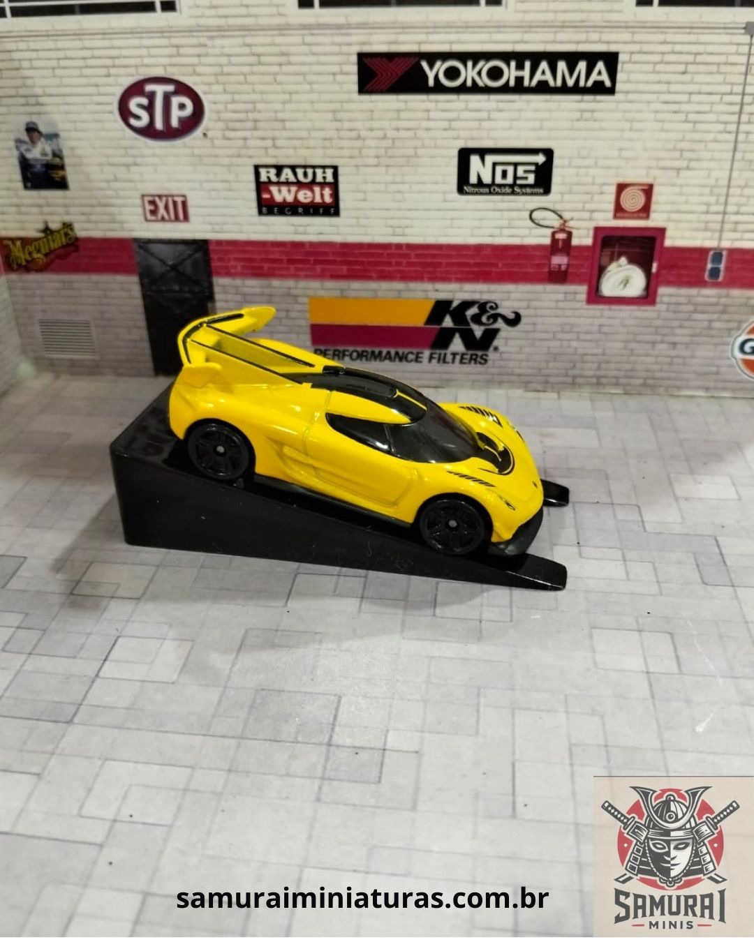 HOTWHEELS - 2020 KOENIGSEGG JESKO (LOOSE)