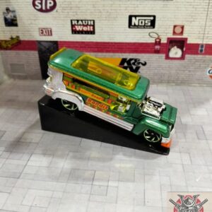HOTWHEELS - ROAD BANDIT (LOOSE)
