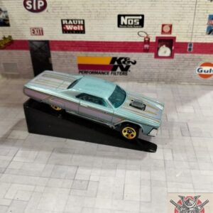 HOTWHEELS - LAYIN LOWRIDER AZUL ( LOOSE )