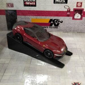 HOTWHEELS - 12 CILINDRI - (LOOSE)