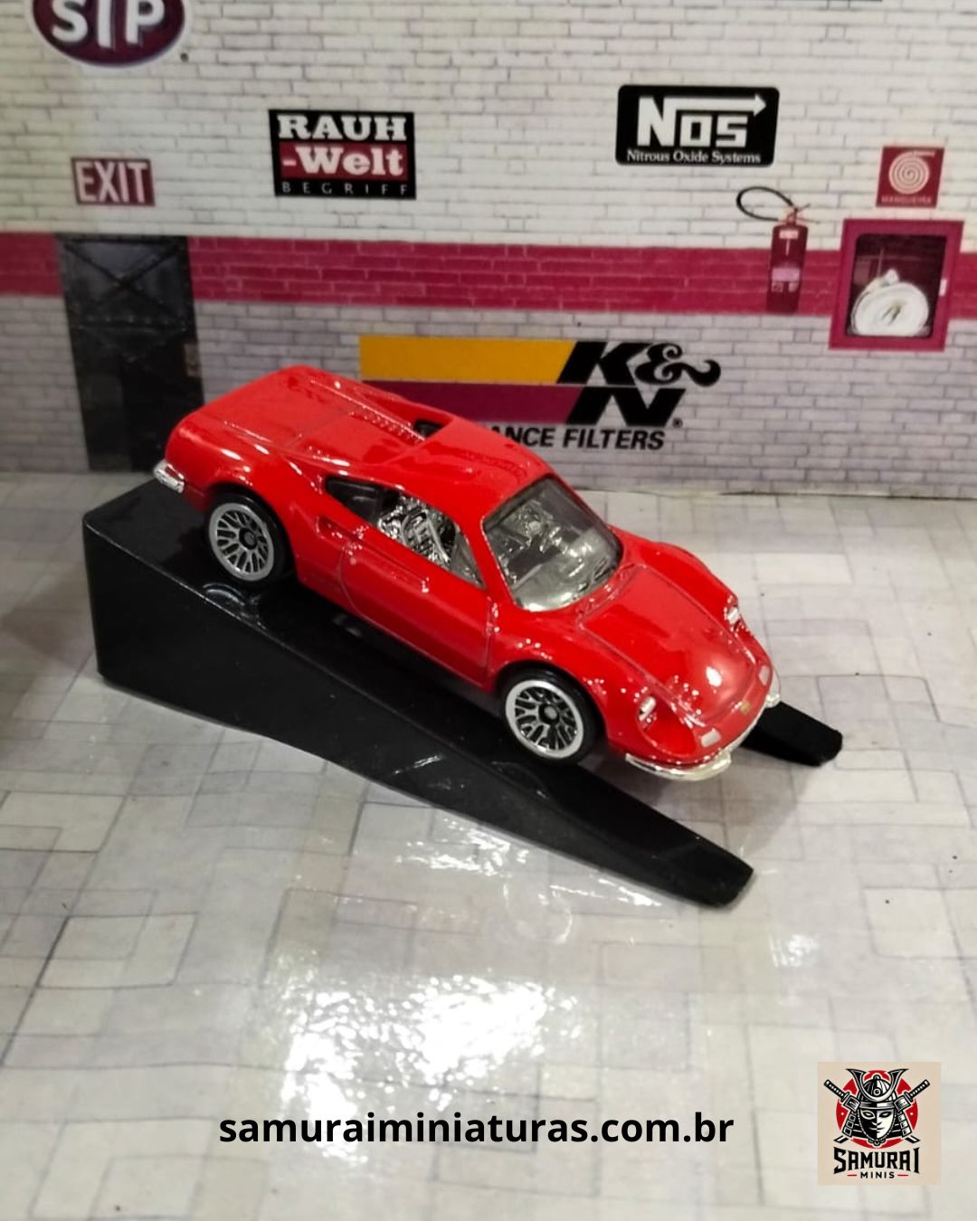 HOTWHEELS - DINO 206 GT - (LOOSE)